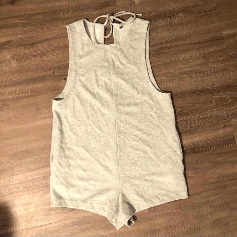 Free People Ribbed Light Gray Romper Size Medium